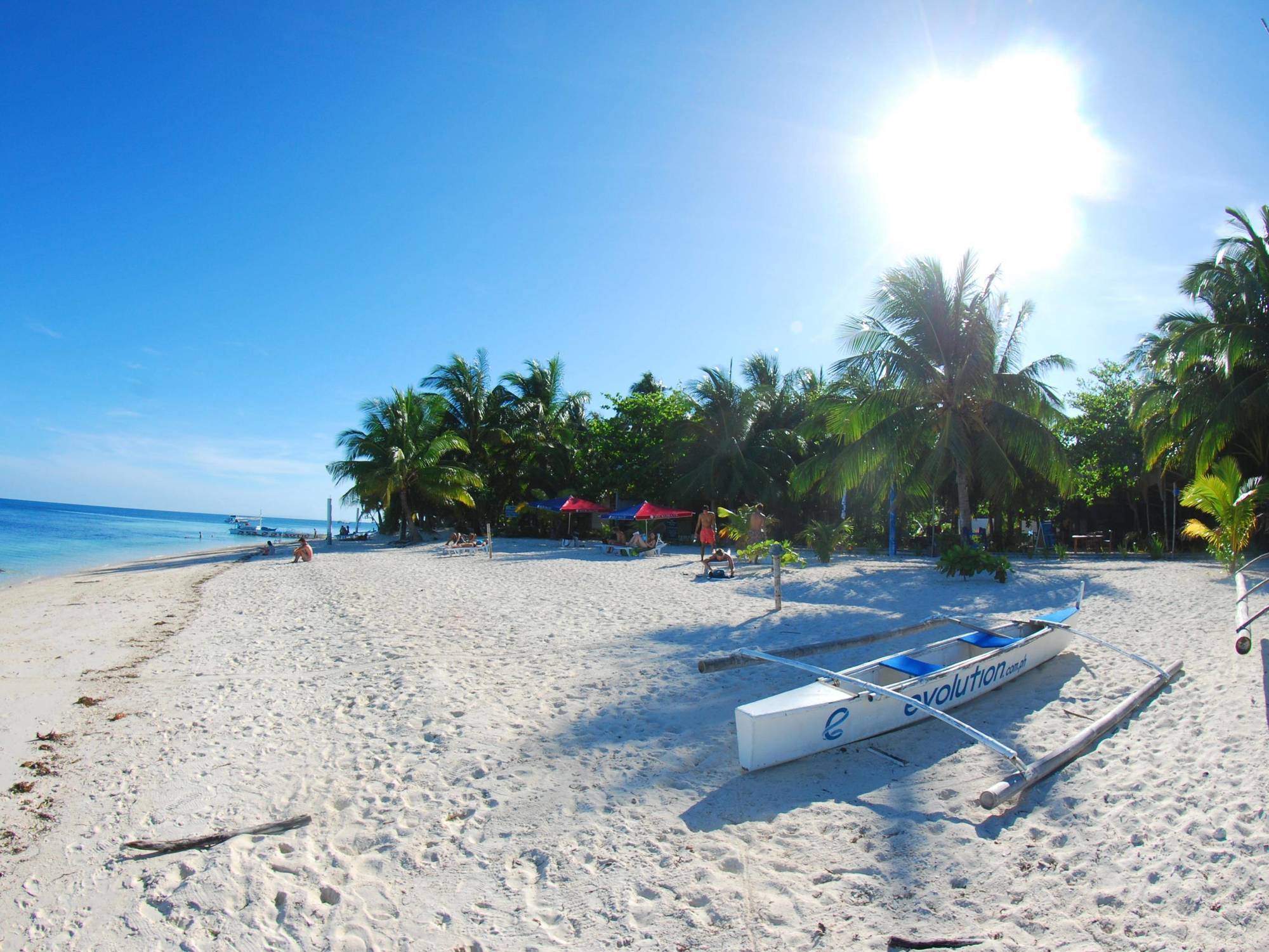 Evolution Dive And Beach Resort เกาะมาลาปัสกัว ภายนอก รูปภาพ