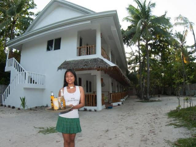 Evolution Dive And Beach Resort เกาะมาลาปัสกัว ภายนอก รูปภาพ